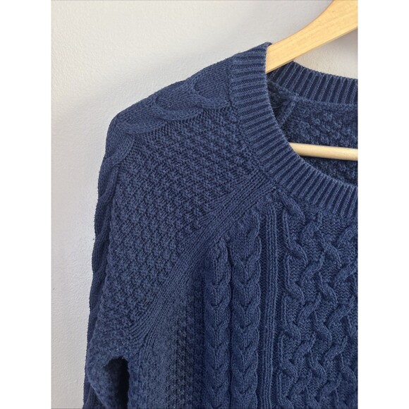 GAP Women’s Small Navy Blue Cable Knit Sweater Pullover Classic Cozy Knit - Picture 2 of 7